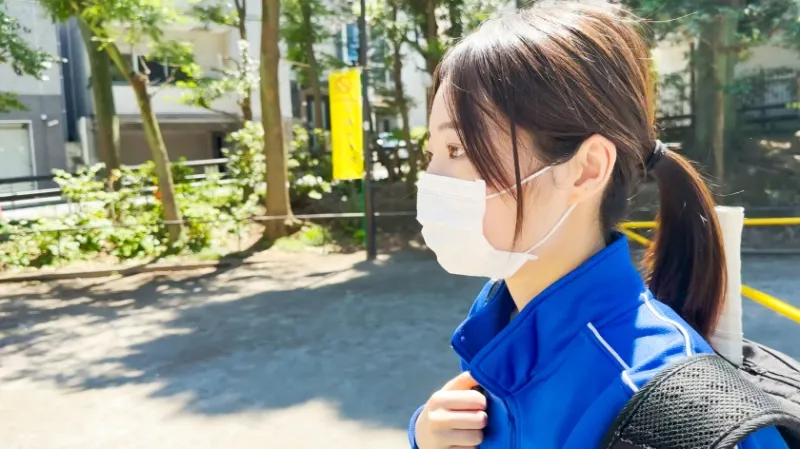 母校のウブな後輩JKをOBパワーを使って呼び出し→自宅へ連れ込み痛がる後輩ちゃんのヴァージンいただき＆中出しSEX！！