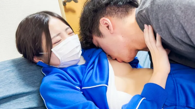 母校のウブな後輩JKをOBパワーを使って呼び出し→自宅へ連れ込み痛がる後輩ちゃんのヴァージンいただき＆中出しSEX！！