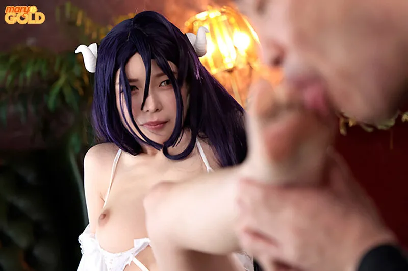 防御力ゼロ性器丸出し過激コスプレ4本番-現役レイヤーM覚醒アクメSPECIAL- 姉宮れいあ
