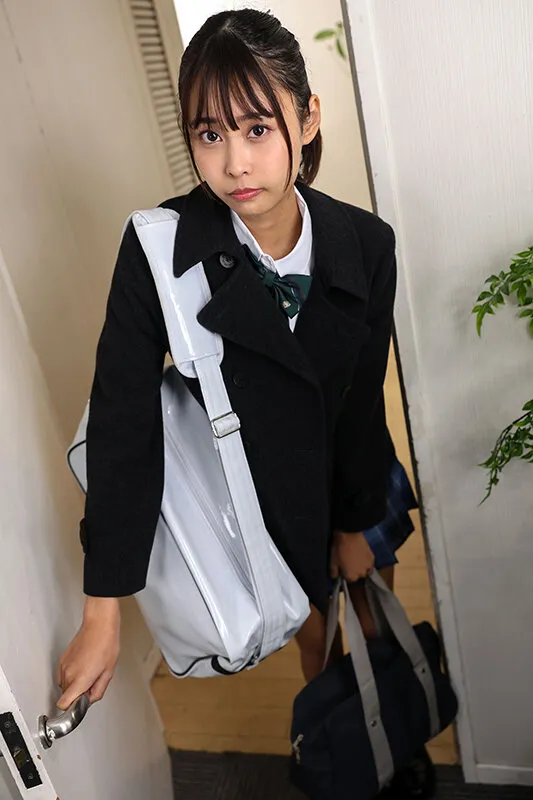 【VR】部活動しかしてこなかった女子校生が…おじ大好き中出しマンコに至るまで。ストイックな水泳女子の産まれて初めてのP活録