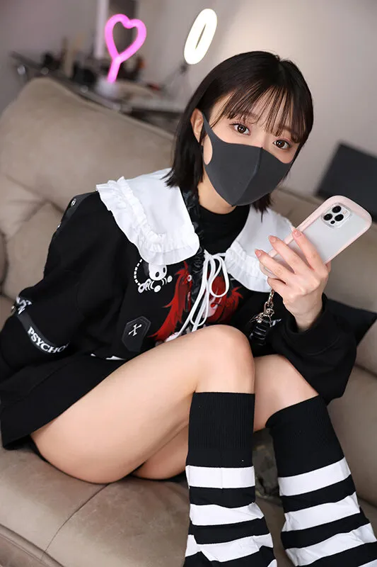 【VR】【8K VR】1Ｘ才女子売春・違法薬物が社会問題！トー横家出少女円光 月乃あや