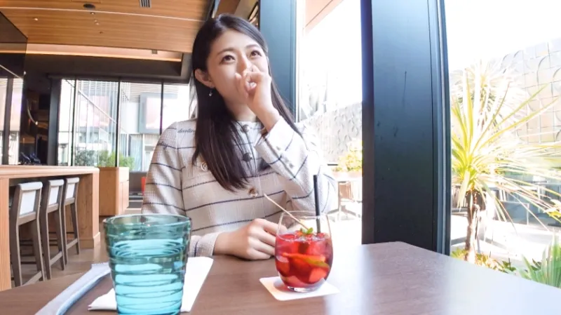 【超絶美スタイルネットアナウンサー！】白コーデ美女のご無沙汰スレンダーマンコが、1年以上ぶりの快感で大絶叫！「彼氏もセフレもいないから…」と語る欲望を解き放ち、パンツ越しにビクビク反応！恥じらいながら腰を振り乱して、理性ゼロの本気イキを魅せる！ 【初撮り】ネットでAV応募→AV体験撮影 2386