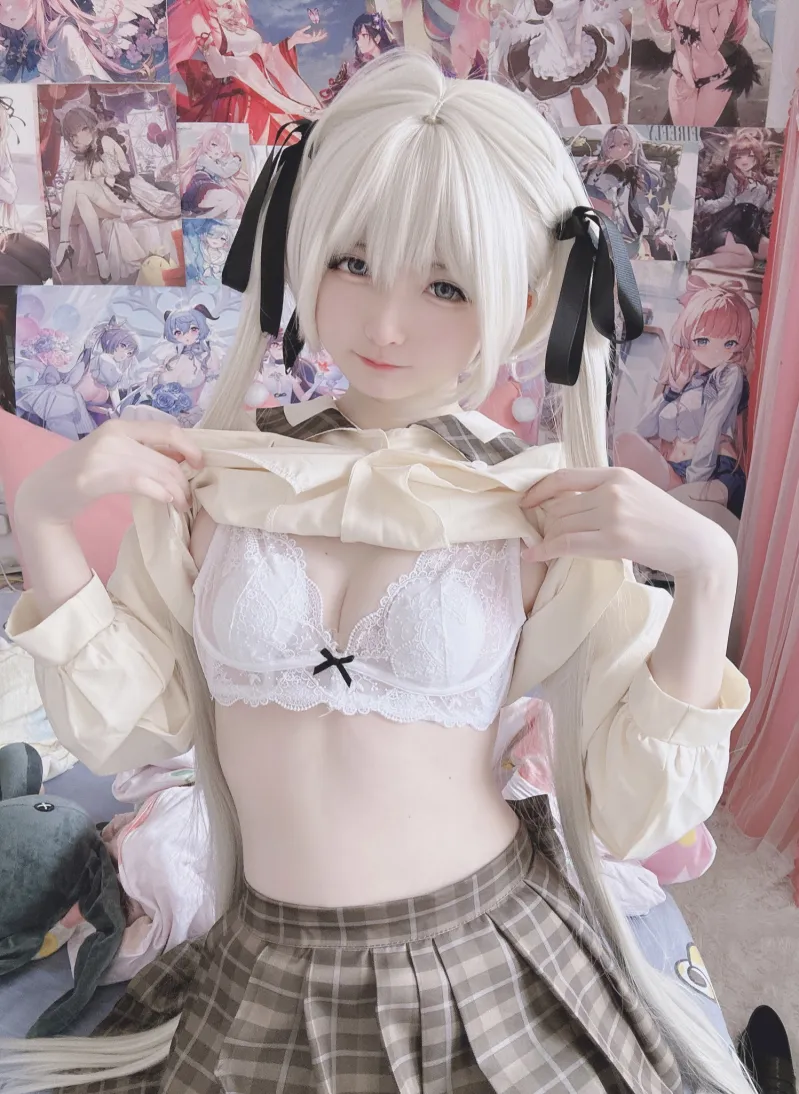 みさ呆呆　ブルアカノゾミ+春日野穹 制服ver.