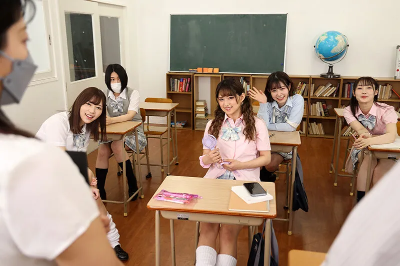 【VR】ココが噂のヤリマン学園～臨時教員として採用された僕に襲いかかる生徒たち～ 絶品連続おしゃぶり誘惑テスト さつき芽衣 沙月恵奈 天然美月 渚みつき