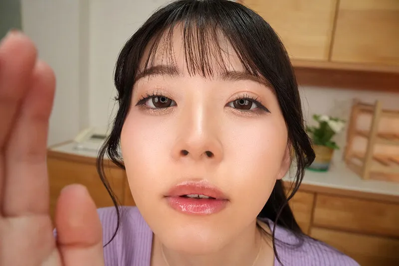 【VR】上司の奥さんに言い寄られ…イジメ抜かれた夜。声が出そうになっても淫らに動く美尻の杭打ち騎乗位の前に、だらしなく射精させられるしかなかった…