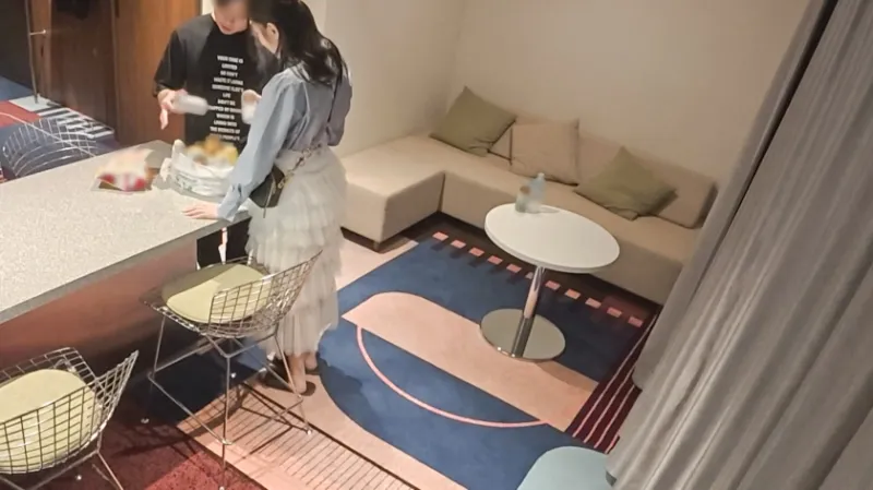 やっぱり自分の指より男のチンポ！！オナニーは毎日最低2回！箱入り娘は飛び出す性欲ビックリ箱！！ 百戦錬磨のナンパ師のヤリ部屋で、連れ込みSEX隠し撮り 405