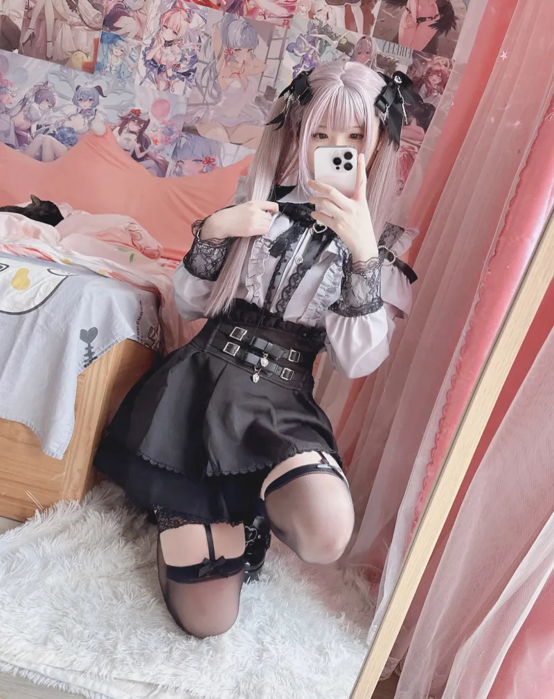 みさ呆呆　カルテジア +　私服