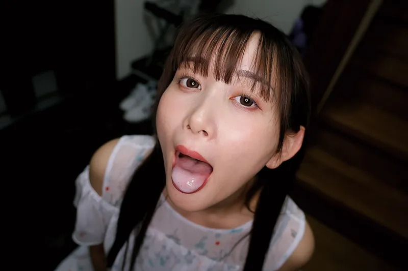 旦那の精子は飲まないけれど不倫相手の精子は飲み干す精飲淫乱奥さん 静河