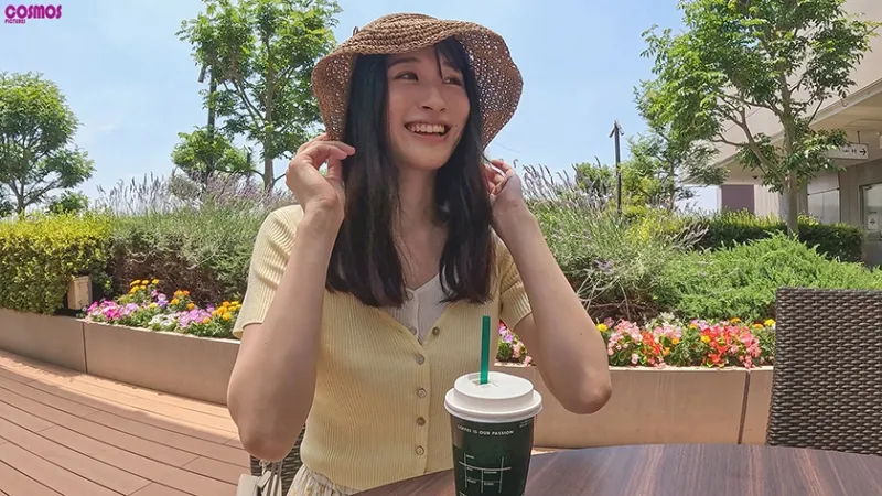 すっぴんがめちゃくちゃ可愛い人妻に大量顔射。 ふみのさん(27歳)