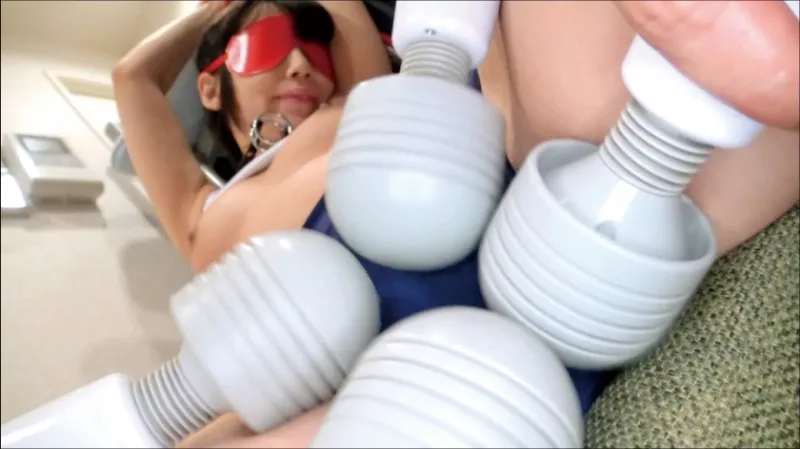 クールな塩対応ダウナー系女子がおじさんチンポに媚び媚びご奉仕 Hikari