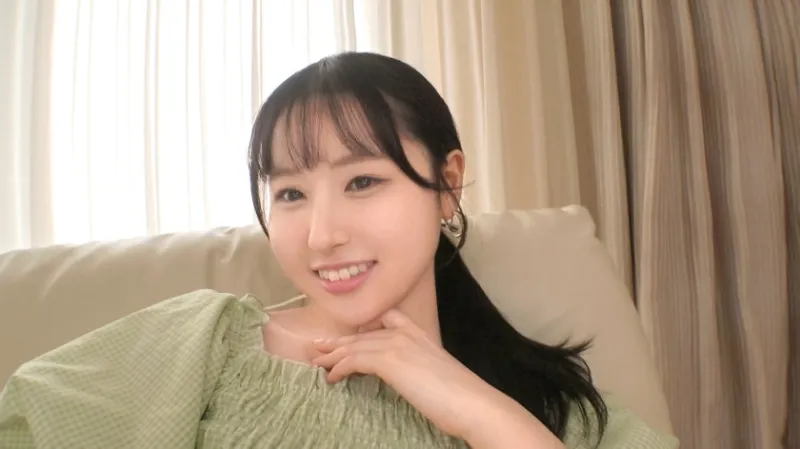 おっとりした雰囲気が豹変！敏感過ぎる乳首！バックで突かれながら乳首を触られ何度も何度も乳首イキ！バックイキ！気持ち良すぎて自らおねだりしてしまう姿が可愛い！ 【初撮り】ネットでAV応募→AV体験撮影 2454