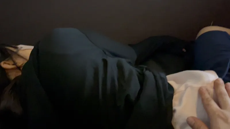 ネカフェスタッフの深夜の楽しみ　～汚部屋に住む**巨乳～