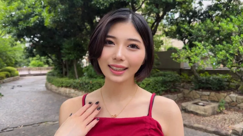 美脚が目を引くスタイル抜群の元モデル人妻!今なお輝く自慢のスレンダーボディが夫以外のチンコを求める不倫SEX!!