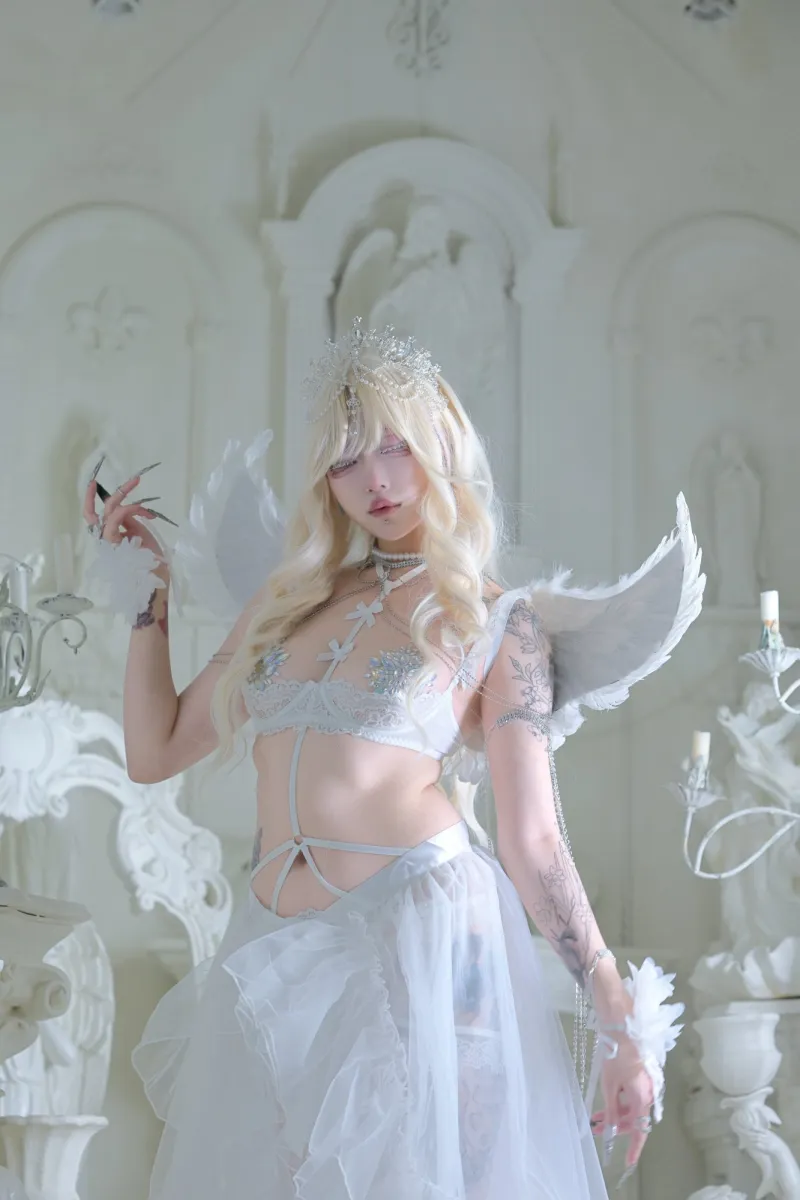 天使は嘘を吐く