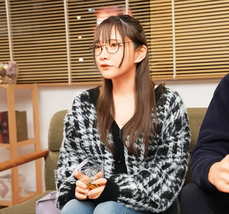 マジックミラーパネル NTR鑑賞with旦那 エロス覚醒…チンポ完堕ち人妻マンコ2 不倫セックスを夫に見られているなんてつゆ知らず…大量潮吹きアクメ&中出し性交できた奥様4人収録 わか菜ほの 一条みお 玉木くるみ 星乃夏月