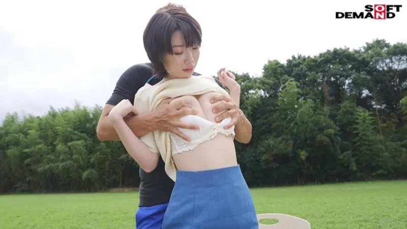 結婚2年目 国分寺在住 プラネタリウム職員 朝日奈肖 30歳 赤ちゃんできる前に、もっと私を弄んで F乳妊活妻の旦那には言えなかった5年分の変態M願望、本日叶えます。 野外、4P、生中出し性交