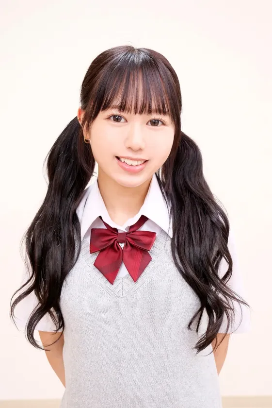 素人限定巨大ディルド挿入チャレンジ！18cmメガサイズを根元まで挿入できたら賞金100万円！でもやっぱり生チンが欲しくなっちゃって！？