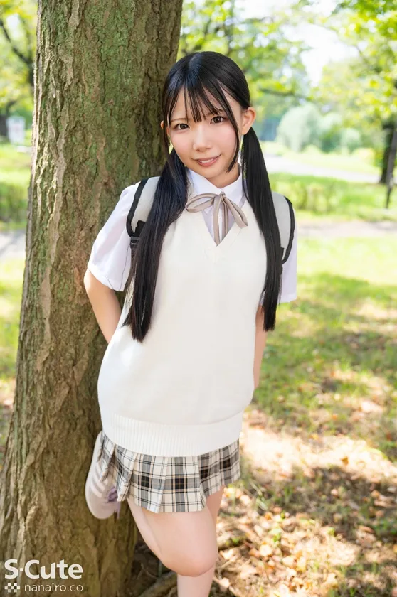 ひなの(20)ラブホテルでSEX