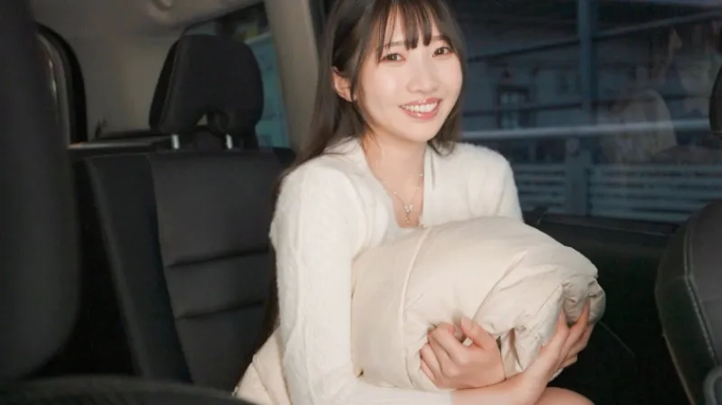 文系女子大生彼氏持ち20歳！ プロのテクで初ハメ潮w 顔・胸・尻に6発射精！！ 応募理由はSEXのプロとヤってみたい！初潮吹き&6発被弾で放心状態ww