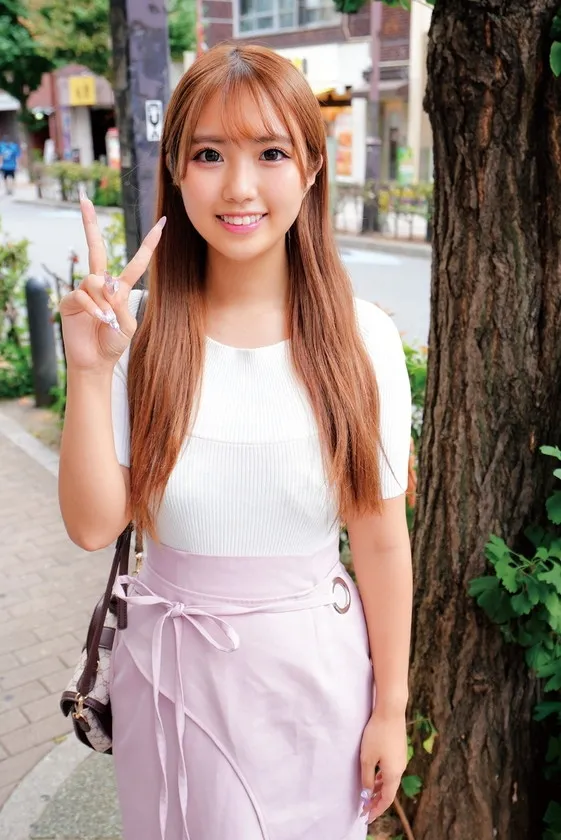 責め経験ほぼゼロ//超うぶ素人娘がM男くんと密室2人きりww「ほら精子出しなよ///でも勝手に出しちゃダメぇ～」敏感すぎるM男に大発情&ドS痴女覚醒！？乳首舐め手コキ、顔騎、足コキ、罵倒で小悪魔寸止め//暴発しちゃうMチンに跨り杭打ち騎乗位でエロエロ腰振りエンドレス絶頂！！M男君のキャンタマ枯渇するまで精子搾取連続中出し！！ さくらちゃん みとちゃん