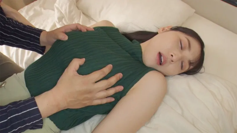 人妻寝取り 不倫SEX中に…旦那からスマホに着信アリ!!