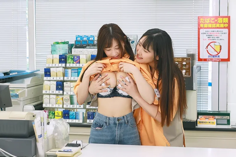 【連続スケベ小説】コンビニで働く巨乳母娘3～100cm越えデカパイで誘惑してくるどすけべ長女・ひとみさん