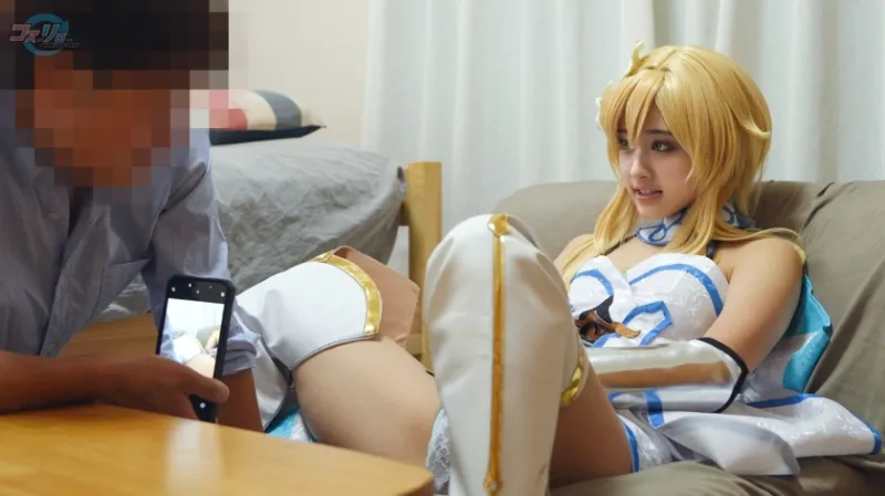 SNSで話題の美少女レイヤーがカメコの精液便所に堕ちるまで。