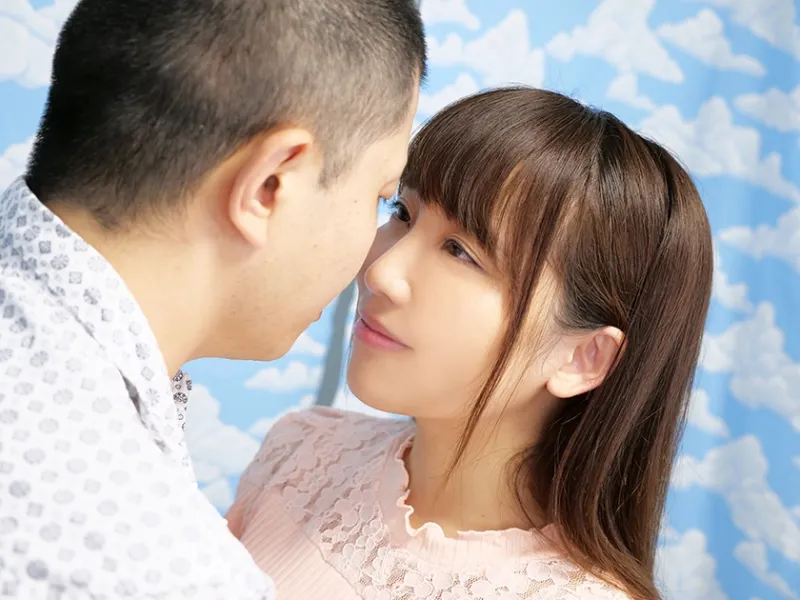 吉祥寺で見つけた心優しい巨乳の奥様 童貞くんのオナニーのお手伝いのつもりがセックス練習ってことで素股していてヌルっと入って筆おろし！？ 倉多まお